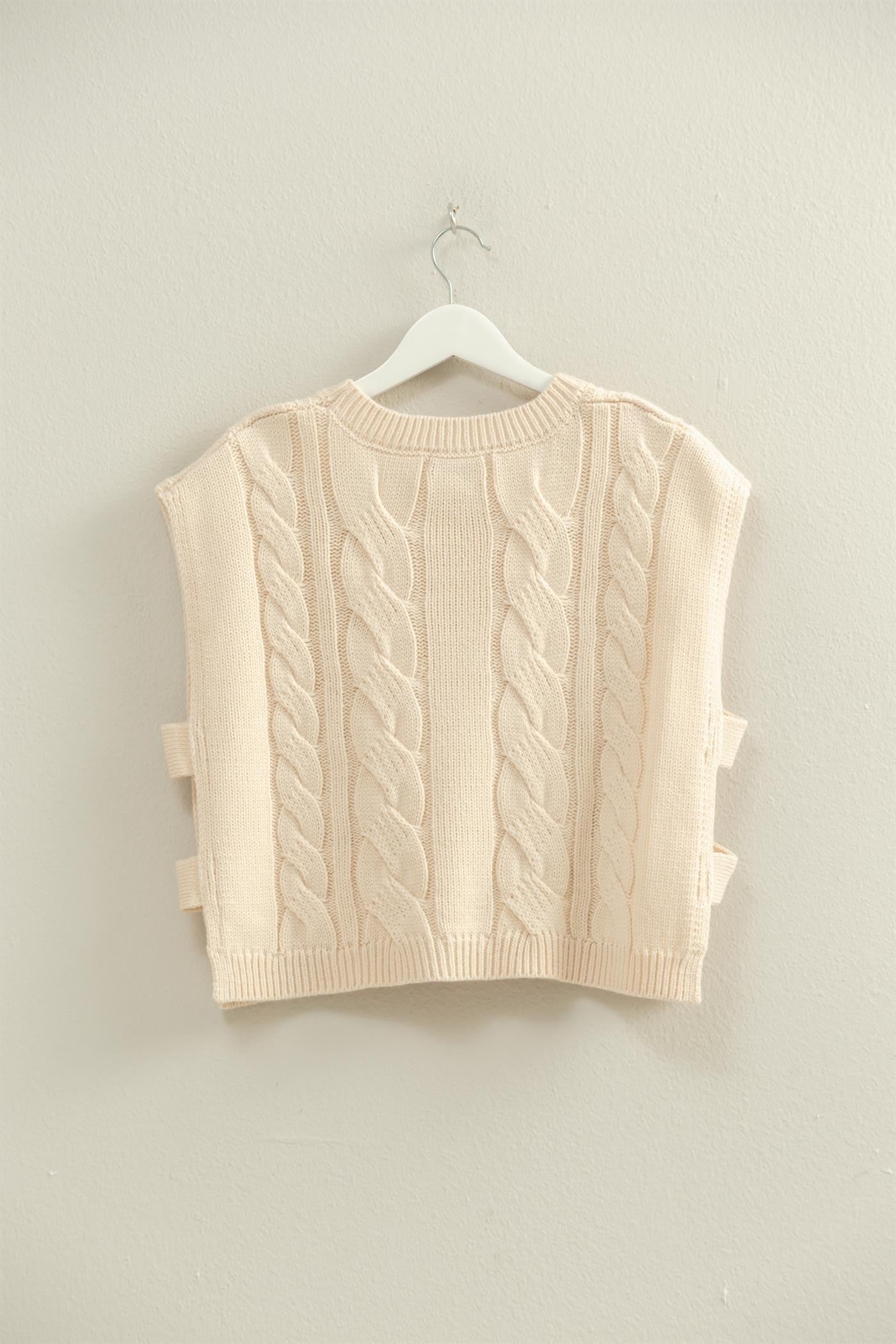 Sleeveless Knit Statement Vest